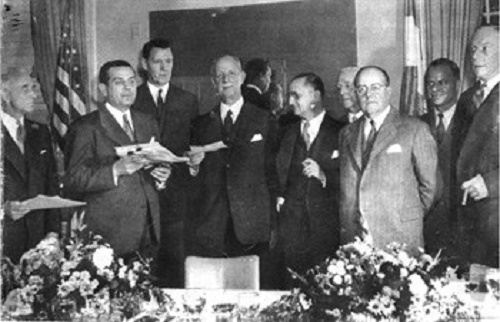 Sab 3 de setiembre 2016- Hace 75 años el gobierno de Perón compró a EEUU la Unión  Telefónica - Cara&CecaOnline